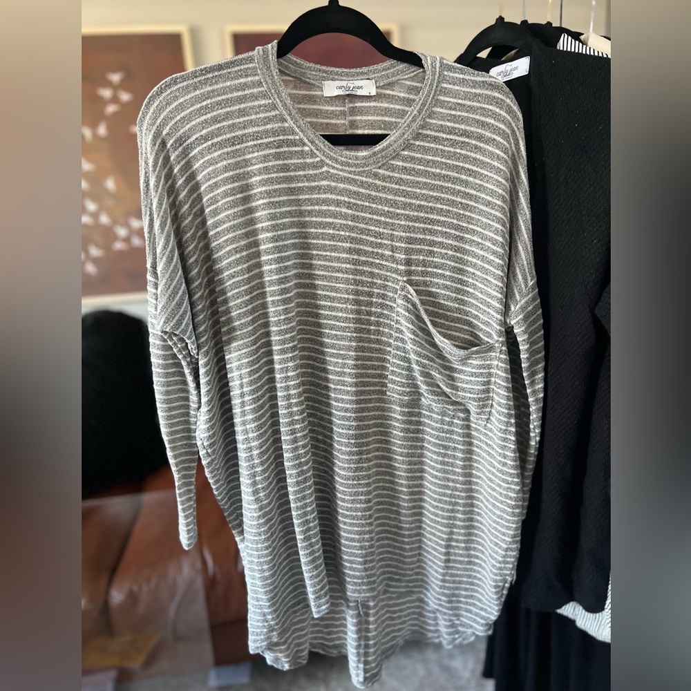Carly Jean Los Angeles Gray Striped Tunic